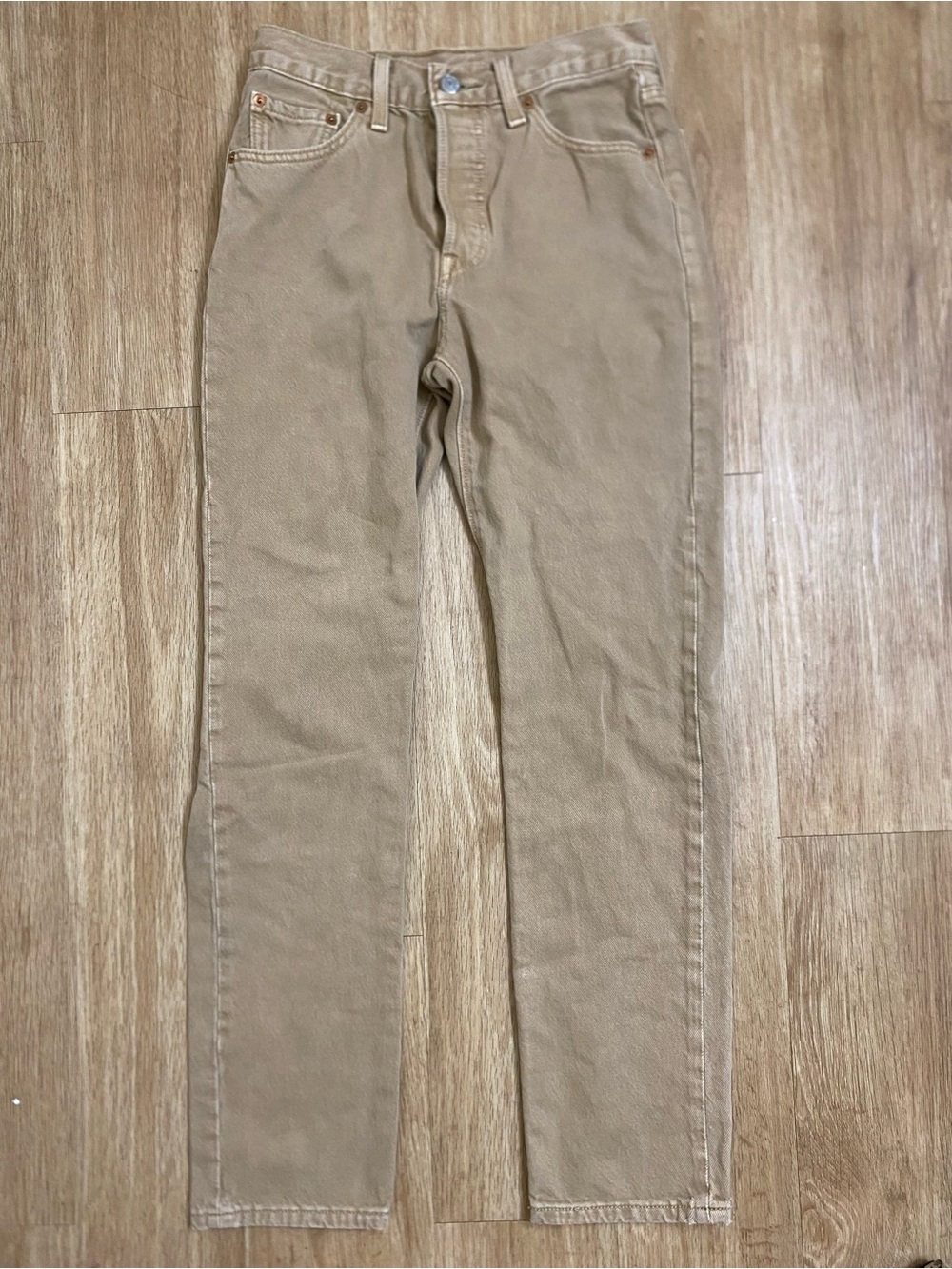 Levi's Women's 501 Straight Leg Jeans in beige Tan - Picture 4 of 8